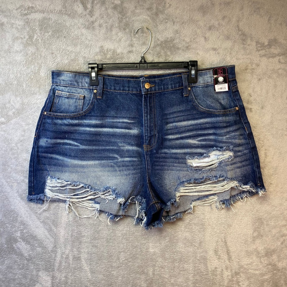 No Boundaries High Rise Destructed Mom Shorts Dark Wash Denim Size 21 NWT